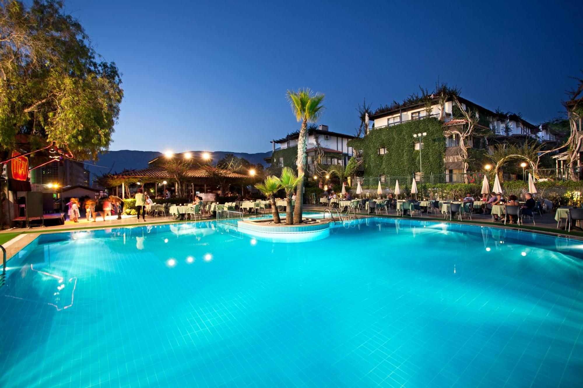 Titan Club Hotel Ultra All Inclusive Kargicak  Bagian luar foto