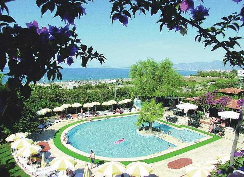 Titan Club Hotel Ultra All Inclusive Kargicak  Bagian luar foto