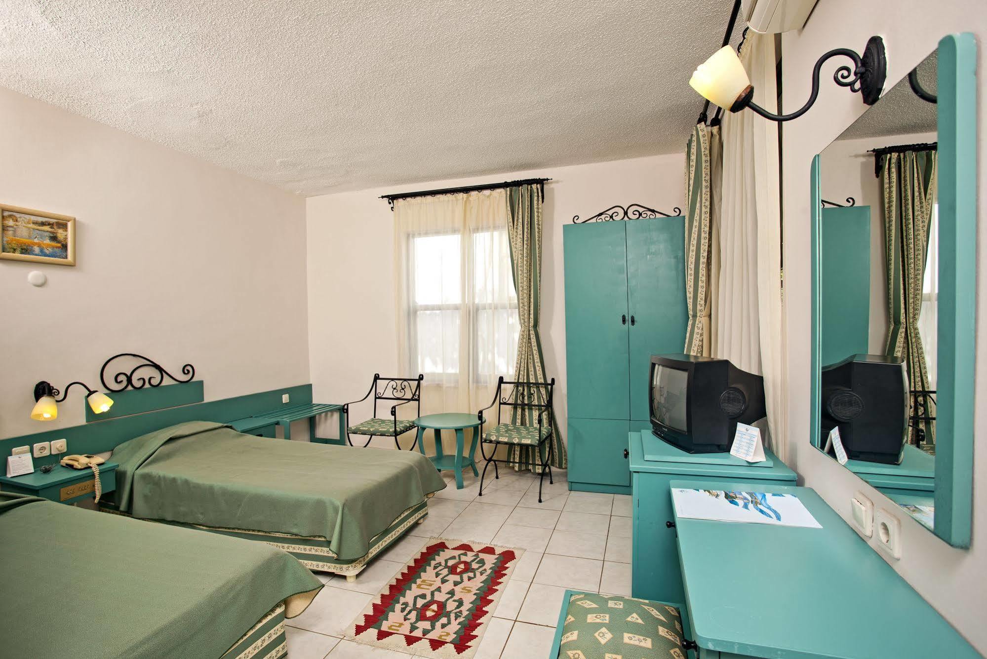 Titan Club Hotel Ultra All Inclusive Kargicak  Bagian luar foto